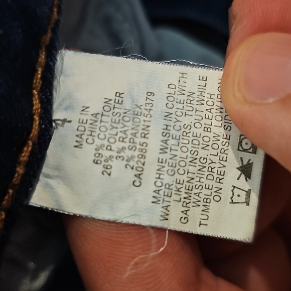 Aeropostale Dark Blue Size 4 Distressed Jean Shorts - Picture 7 of 8